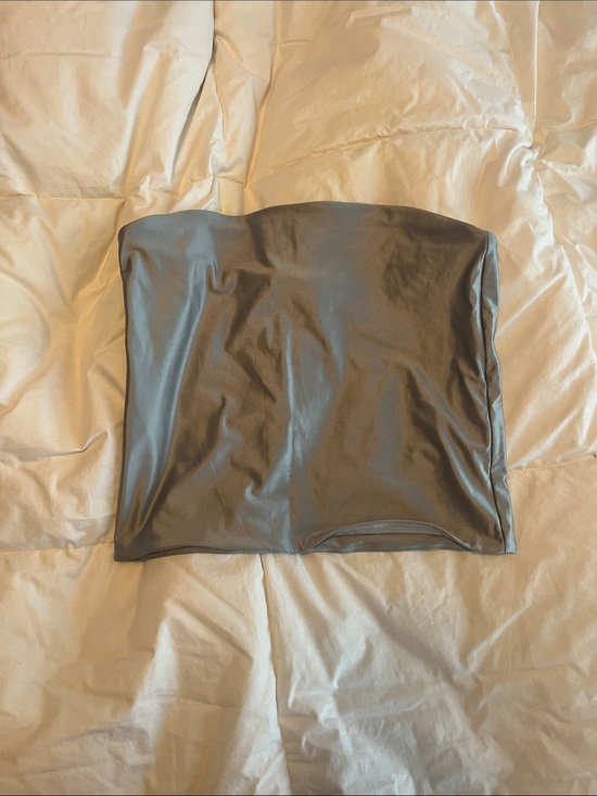 Aritzia Tops - Aritzia Satin Strapless Mini Skirt in Gray